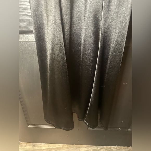 Formal Black Long Fishtail Dress - Picture 4 of 15